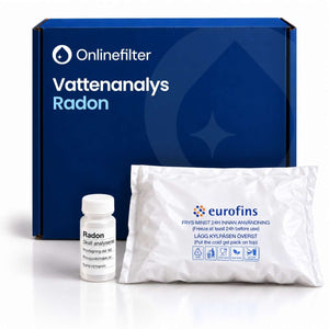 provtagningsmaterial radon, ett litet provtagningskärl med en fryspåse och en blå låda i bakgrunden